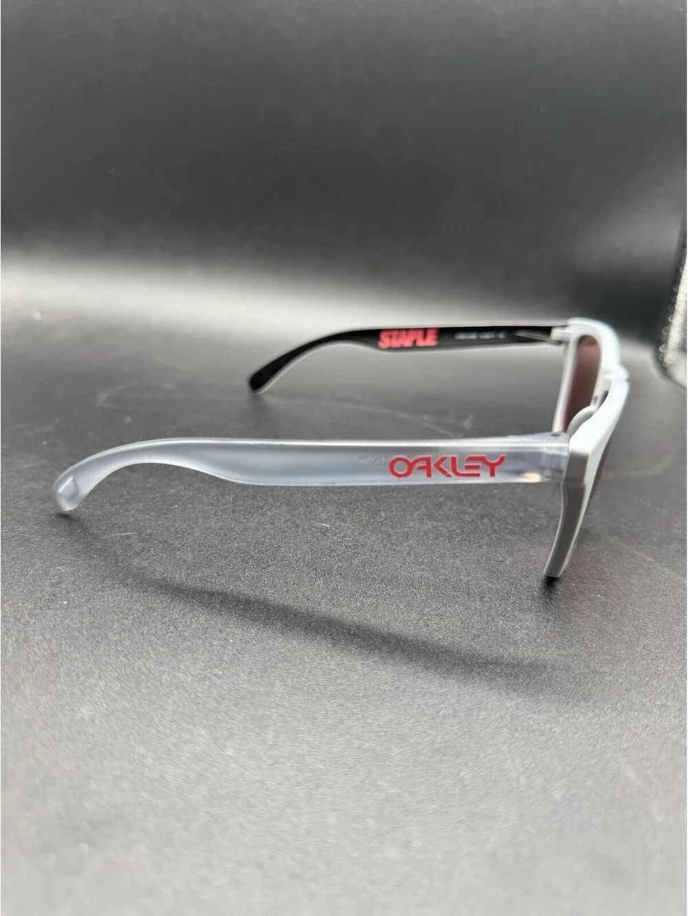 Oakley Frogskin Staple Matte Fog/Prizm Dark Golf Lenses  OO9013-K655